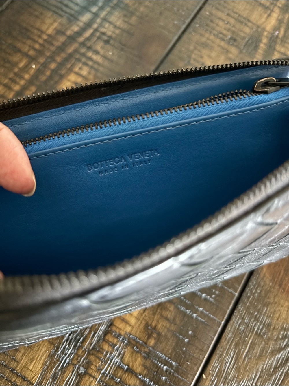 Bottega Veneta • Intrecciato Black & Blue Wallet